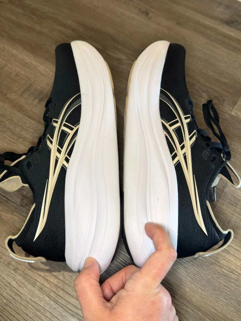 ASICS Gel-Nimbus 28 Black Feather Grey Athletic Running Sneakers